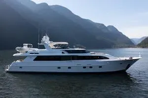 REPOSADO 104' Crescent 2000