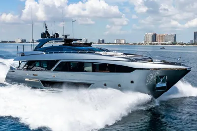 Riva 110' Dolcevita 2020