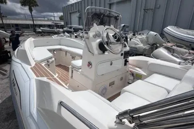 Robalo R180 Center Console 2015