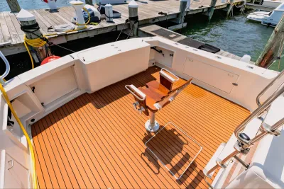 Robalo R302 Center Console 2017
