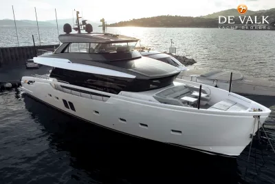SANLORENZO SX 76 motor yacht for sale