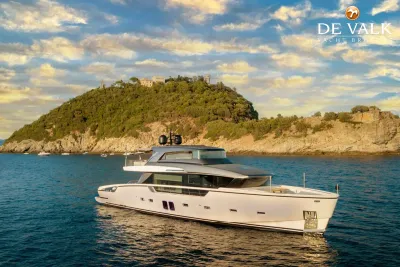 SANLORENZO SX 88 motor yacht for sale