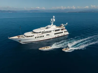 SEA HUNTRESS | Luxury Motor Yacht for Sale | C&N