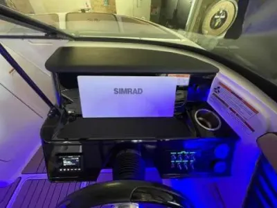 Sea Ray 210 SPXE