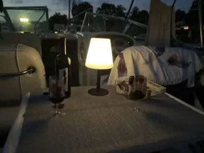 Sea Ray 215EC
