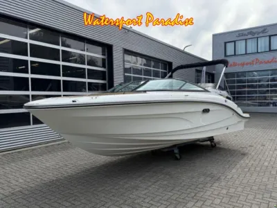 Sea Ray SPX 210