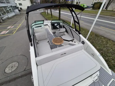 Sea Ray SPX 210 Europe