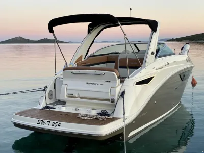 Sea Ray Sundancer 265 DAE