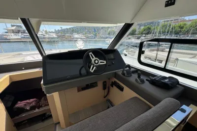 Sea Ray Sundancer 320 2023