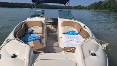 Sea Ray Sundeck 240