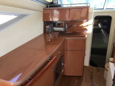 Sealine F34 Flybridge