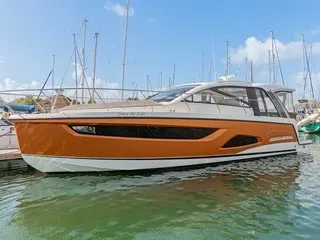 Sealine S390
