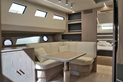 Sessa Marine Oyster 42 2005