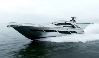 STALLION 92' Pershing 2022