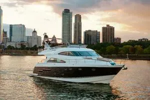 Storybook 65' Fairline 2011