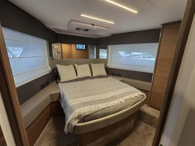 Sunseeker 116 Yacht 2016