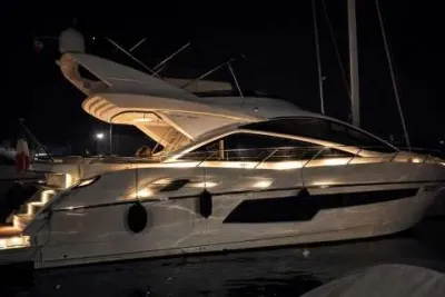 Sunseeker 68 SPORT YACHT