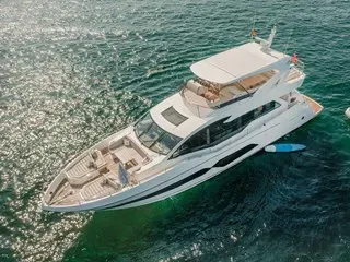 Sunseeker 76 Yacht