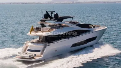 Sunseeker 86 Yacht