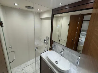 Sunseeker Manhattan 66