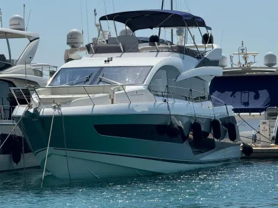 Sunseeker Manhattan 66