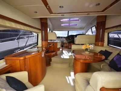 Sunseeker Predator 52