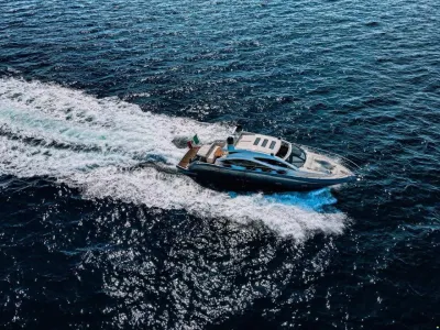 Sunseeker Predator 52
