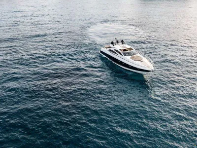 Sunseeker Predator 72