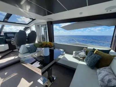 Sunseeker Predator 74 XPS