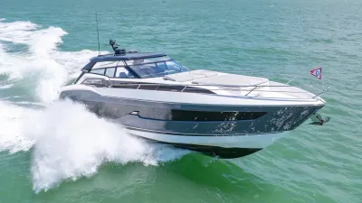 Sunseeker Superhawk 55 2023