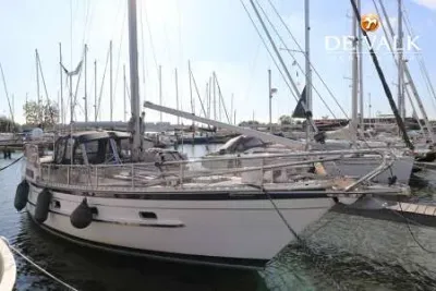 TARTAN 3800 sailing yacht for sale