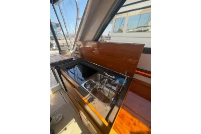 Tiara Yachts 34 LX 2021