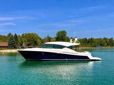 Tiara Yachts 50 Coupe 2014