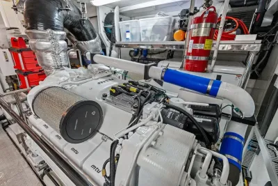 Tollycraft 44 Cockpit Motor Yacht 1988