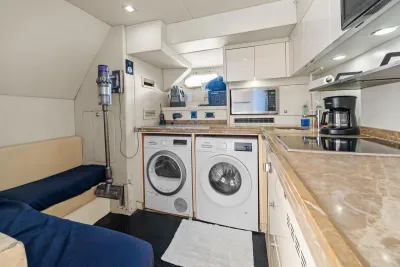 Van der Valk LeVen 90 2019