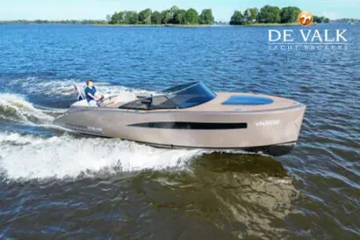 VAR TENDER 950 motor yacht for sale