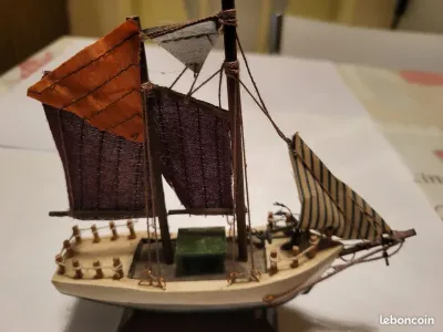 Voilier - bateau de pêche miniature