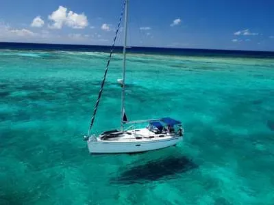 Voilier BAVARIA 33 CRUISER occasion Martinique