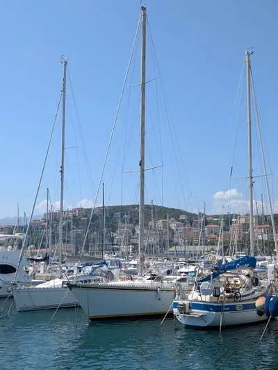 Voilier FERRETTI ALTURA 41 CARTER occasion Italie