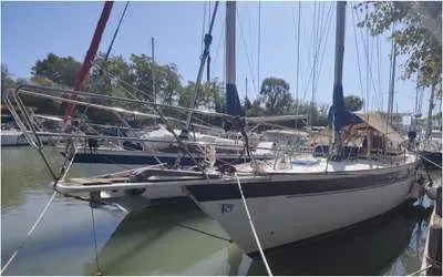 Voilier HALLBERG RASSY 42 E occasion Italie