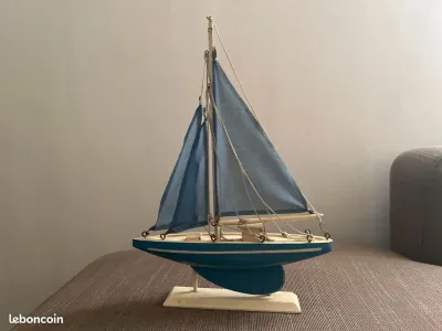 Voilier miniature