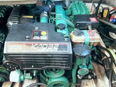 Volvo Penta KAD32