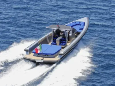 Wally Tender 45