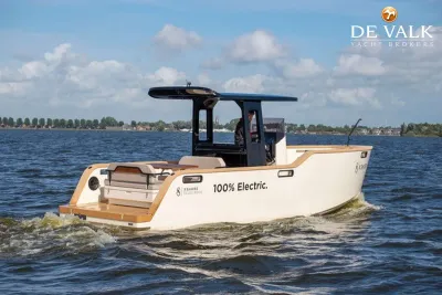 X SHORE  EELEX 8000 motor yacht for sale
