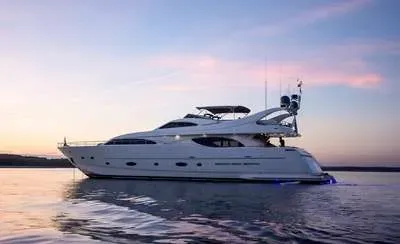 Yacht CUSTOM LINE 94 occasion Croatie