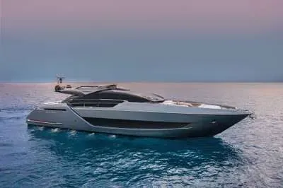 Yacht RIVA 88 FOLGORE occasion Italie