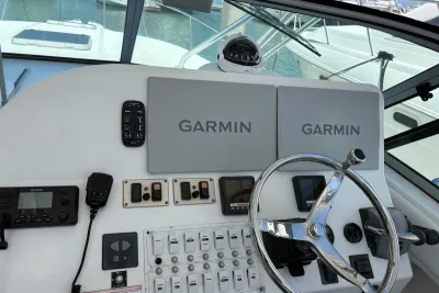 Yellowfin 26 Hybrid 2024