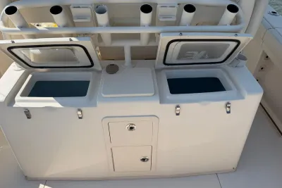 Yellowfin 34 Offshore 2025