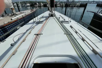 YYachts Y9 2027